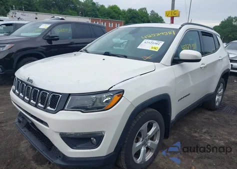 2018 Jeep Compass Latitude 4X4 из США, поврежденный, VIN 3C4NJDBB9JT31416